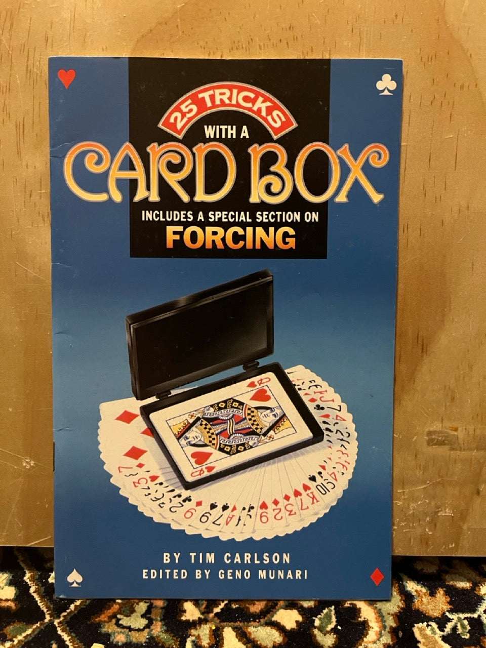 25 Tricks with the Illusionary Card Sleeve/Card Box - Trickmaster