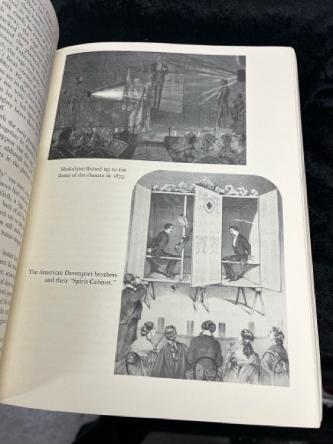 The Illustrated History of Magic - Milbourne Christopher