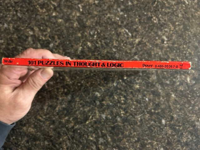 101 Puzzles in Thought & Logic - C.R. Wylie Jr.