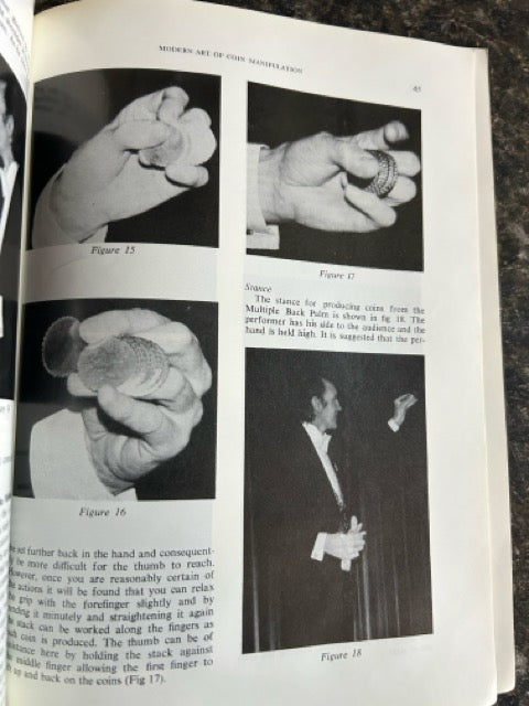 Ron MacMillan's Modern Art of Coin Manipulation - Walt Lees - SIGNED