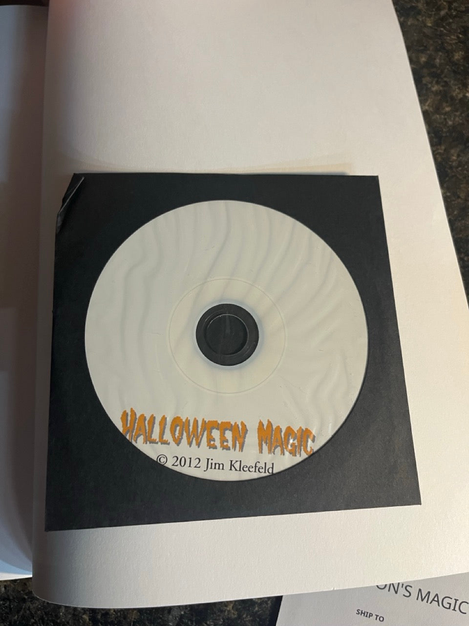 Halloween Magic - Jim Kleefeld (Book & Disc)