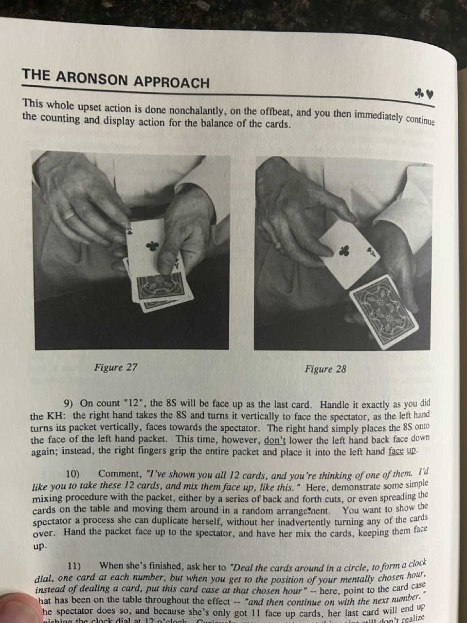 The Aronson Approach - Simon Aronson (HC w/dj)