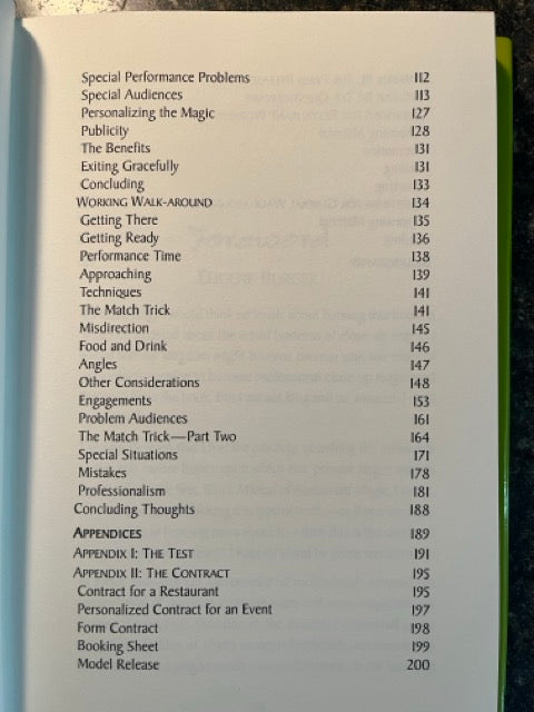The Complete Guide to Restaurant and Walk-Around Magic - Kirk Charles