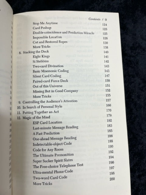The Handbook of Magic - Marvin Kaye (paperback)