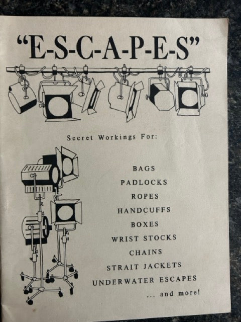 Escapes - Abbott's