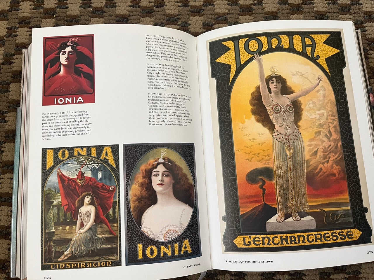 MAGIC: 1400s-1950s (MEDIUM sized version) - Noel Daniel (Taschen Books)