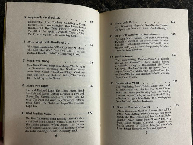 The Real Book About Magic - Joseph Leeming