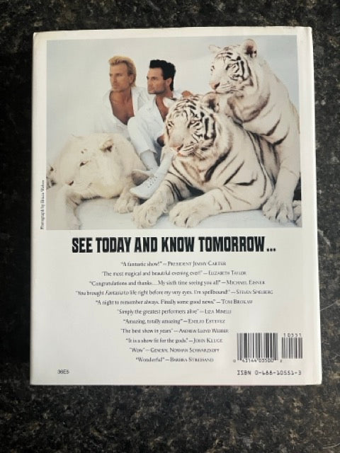 Siegfried & Roy: Mastering the Impossible - Annette Tapert