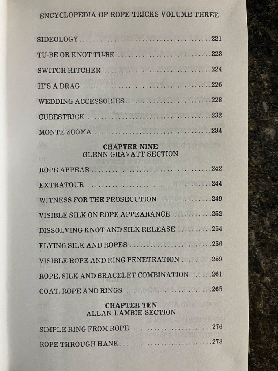Abbott's Encyclopedia of Rope Tricks Vol. 3 - Stewart James