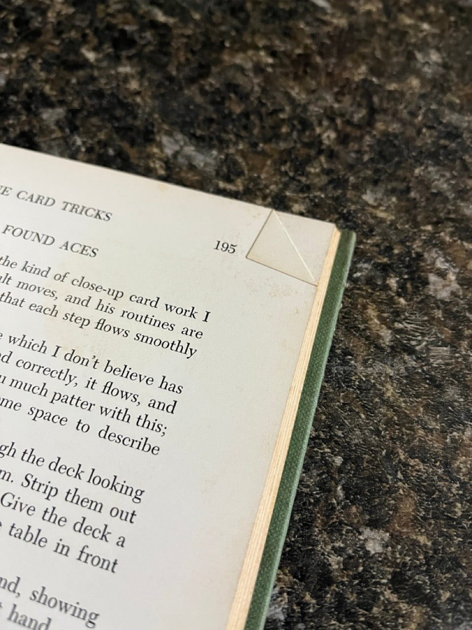 Close-Up Card Magic - Harry Lorayne