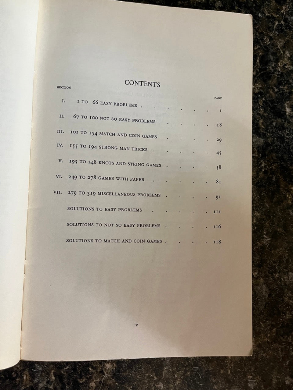 Diversions and Pastimes (with Coins, Cards, String, Paper and Matches) - R.M. Abraham
