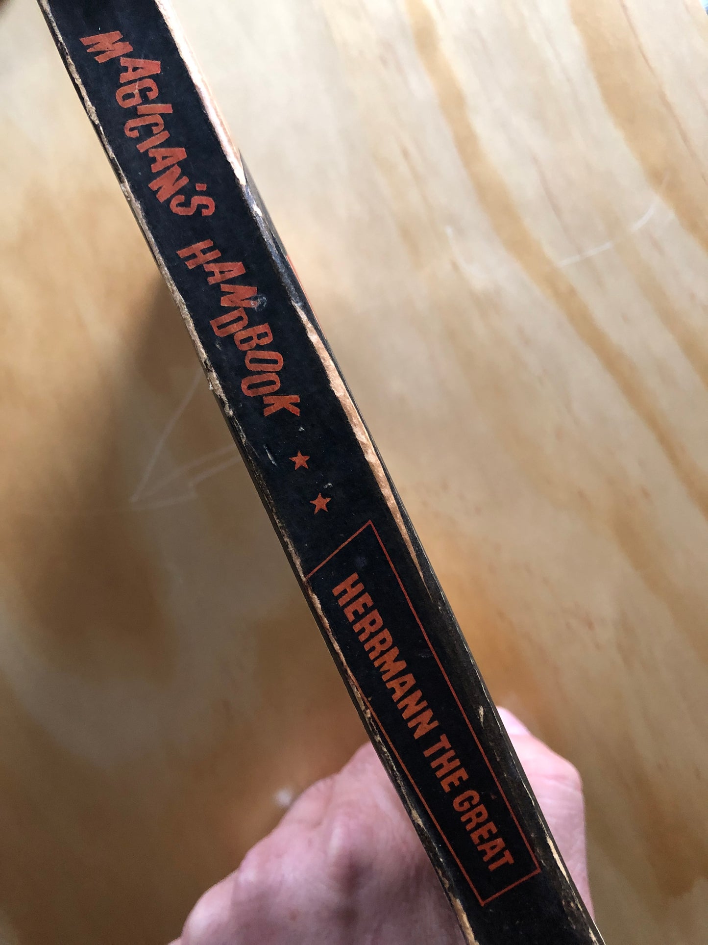 Magician's Handbook: Tricks & Secrets of the World's Greatest Magician, Herrmann The Great - H.J. Burlingame