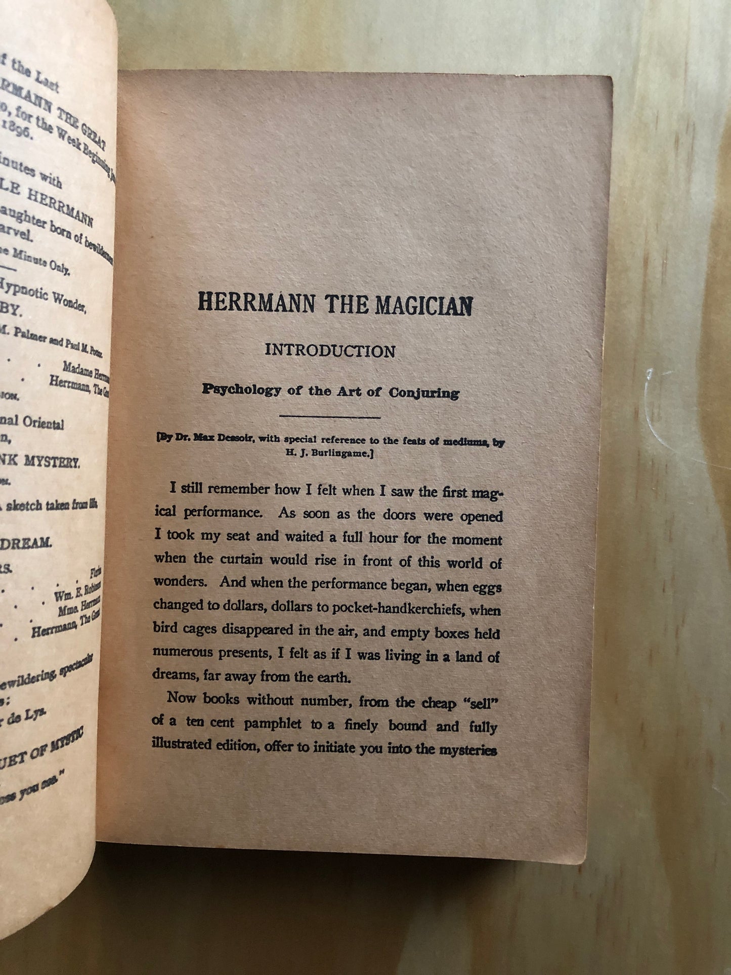 Magician's Handbook: Tricks & Secrets of the World's Greatest Magician, Herrmann The Great - H.J. Burlingame