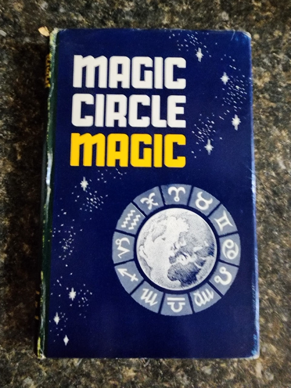 Magic Circle Magic - Will Dexter