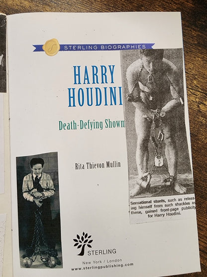 Harry Houdini: Death-Defying Showman - Rita Thievon Mullin (pb)