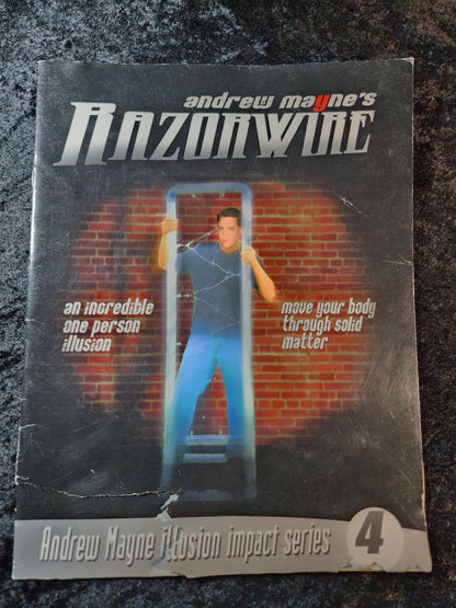 Razorwire - Andrew Mayne (USED)