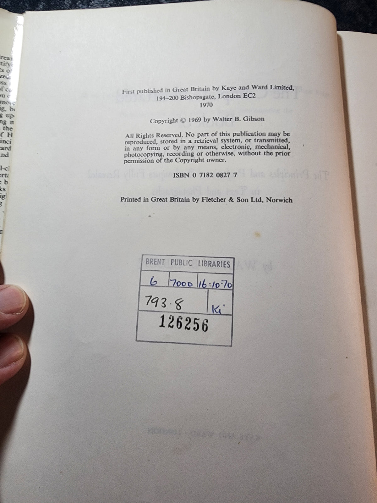 The Complete Illustrated Book of Card Magic - Walter B Gibson