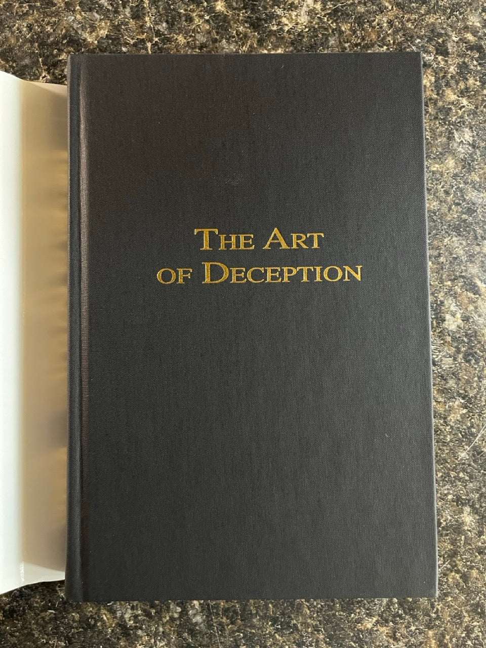 The Art of Deception - Chuck Romano - SIGNED & NUMBERED (2nd edition)