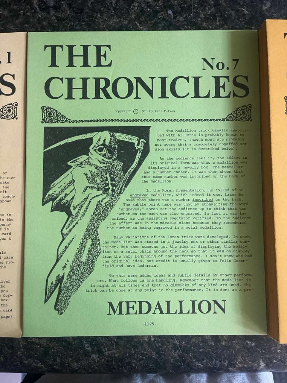 The Chronicles Magazine Complete File ( 36 Issues) - Karl Fulves (Set #2)