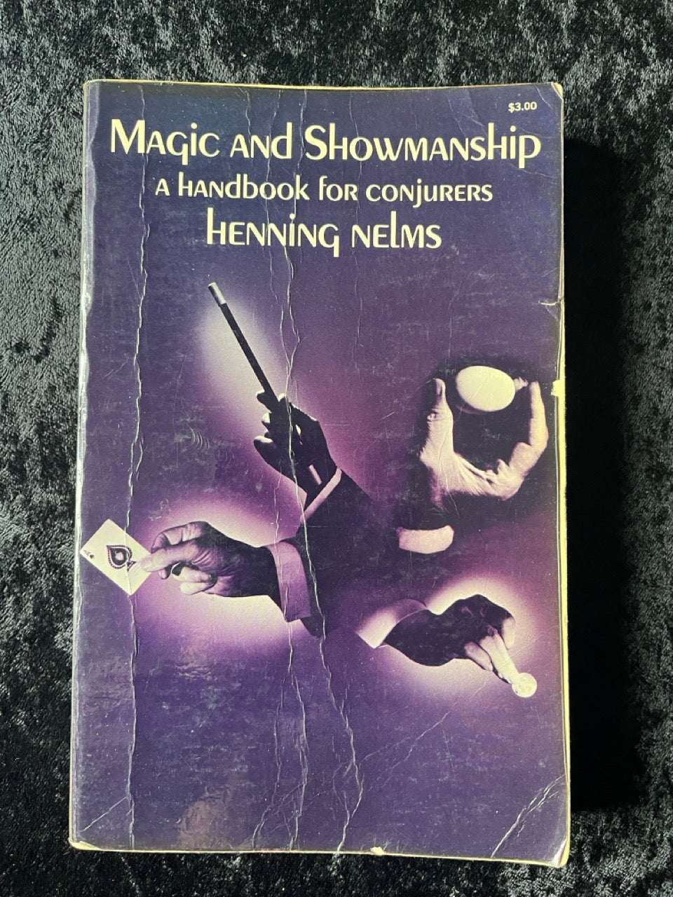 Magic & Showmanship - Henning Nelms (Dover edition) (USED)