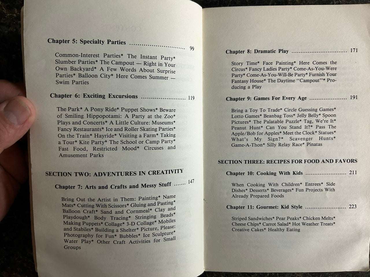 Charles the Clown's Guide to Children's Parties - Charles & Linda Kraus