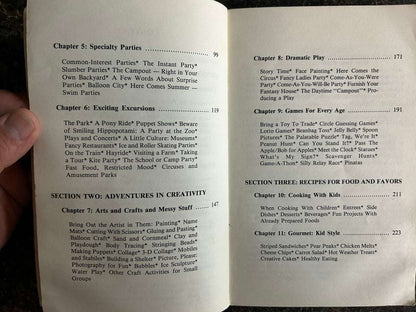 Charles the Clown's Guide to Children's Parties - Charles & Linda Kraus