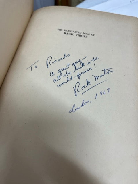 The Illustrated Book of Magic Tricks - Will Dexter