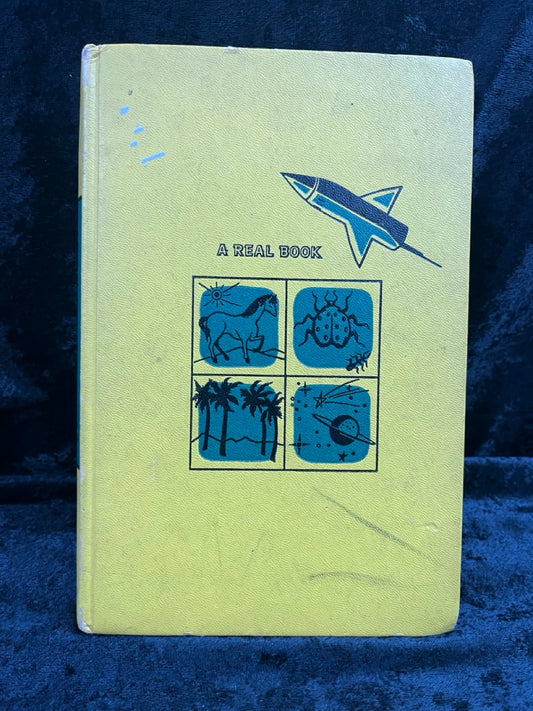 The Real Book About Magic - Joseph Leeming