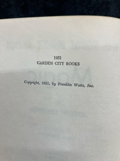 The Real Book About Magic - Joseph Leeming