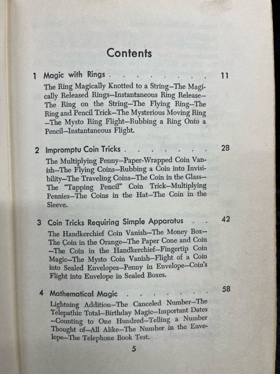 The Real Book About Magic - Joseph Leeming