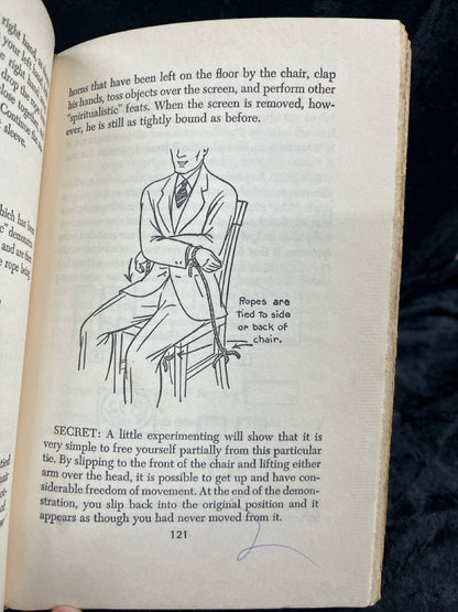 The Real Book About Magic - Joseph Leeming