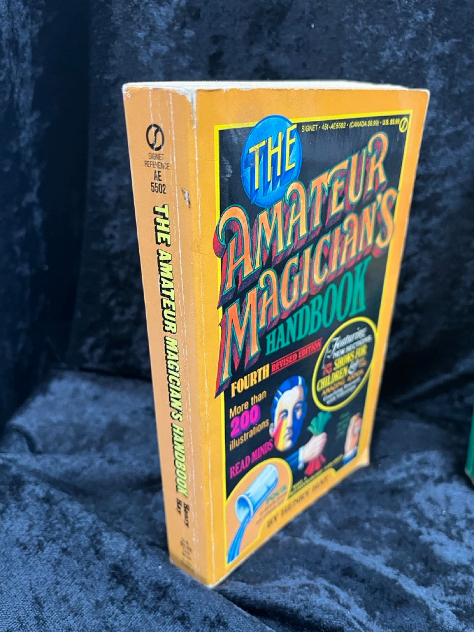 The Amateur Magician's Handbook (Fourth Revised Edition, pb) - Henry Hay