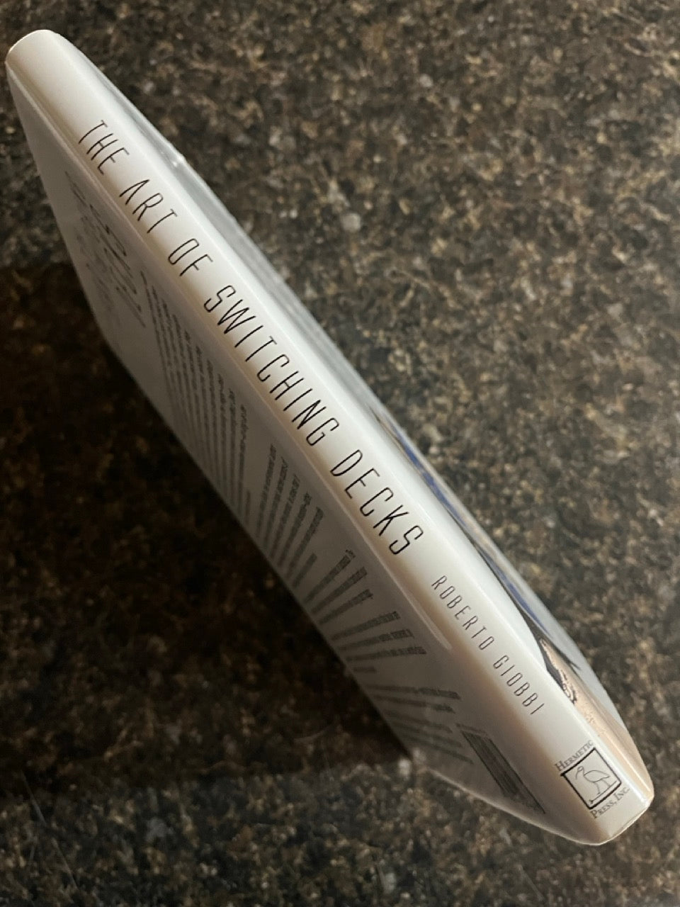 The Art of Switching Decks - Roberto Giobbi