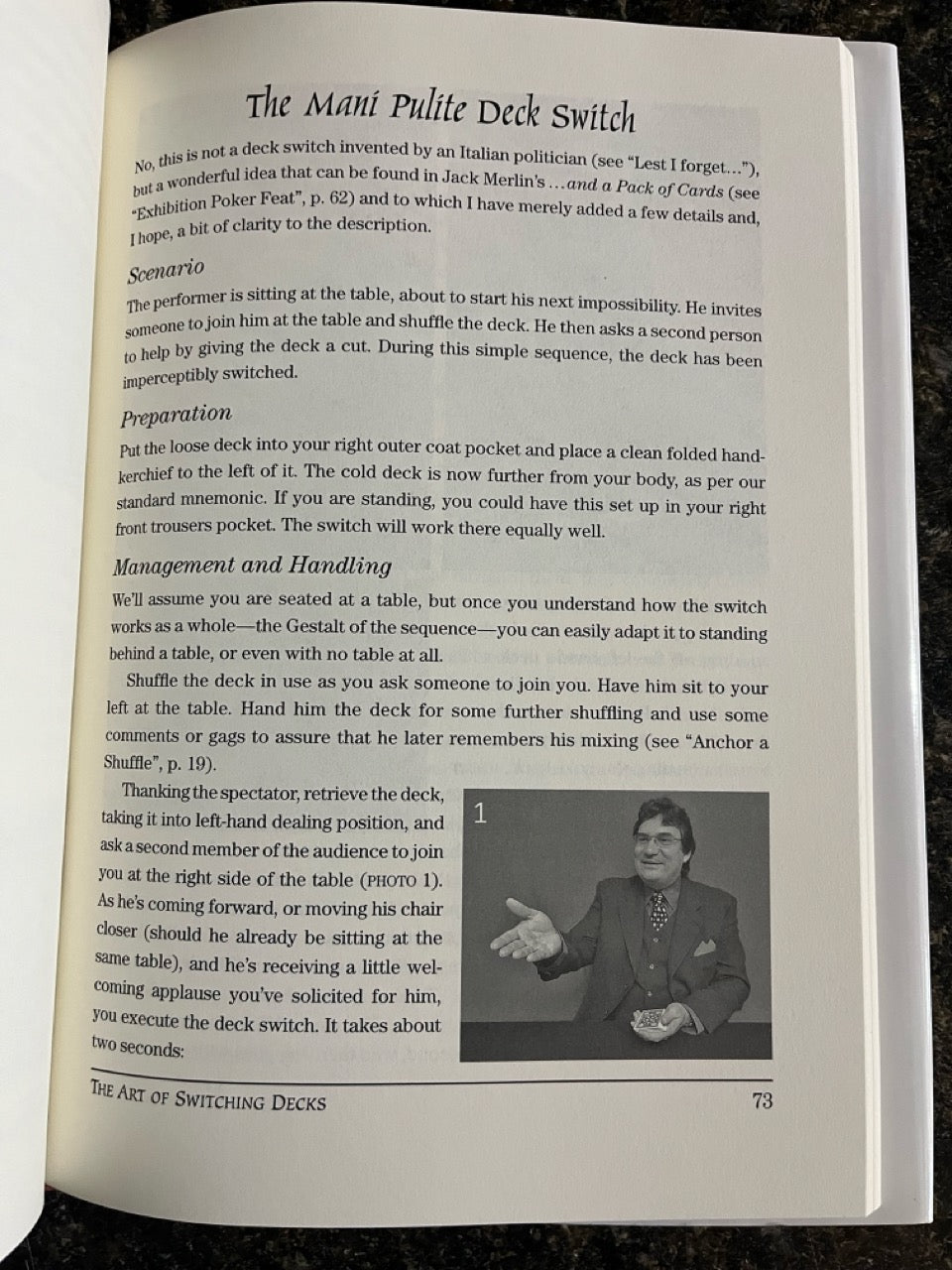 The Art of Switching Decks - Roberto Giobbi