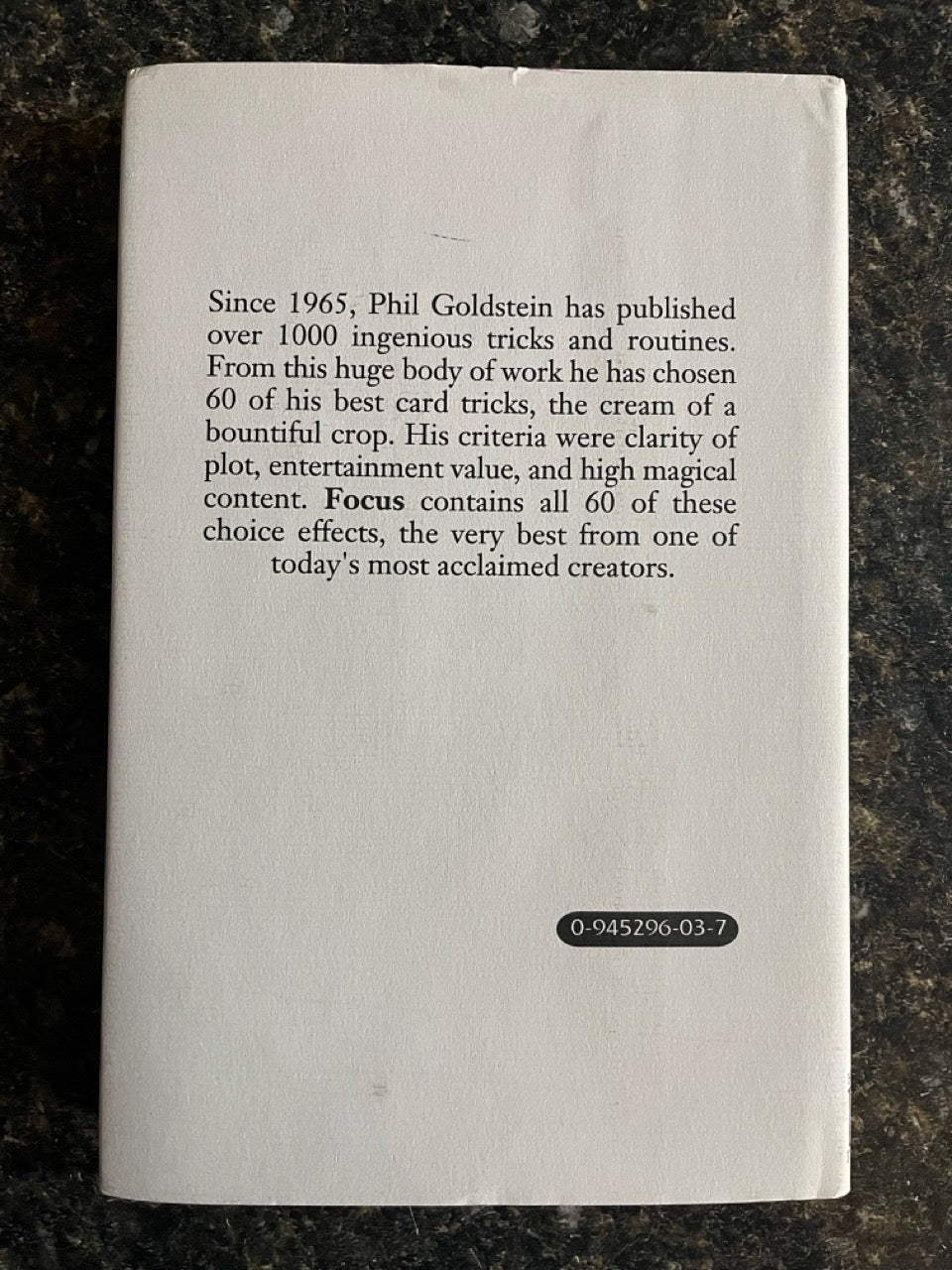 Focus: 60 Selected Card Tricks - Phil Goldstein
