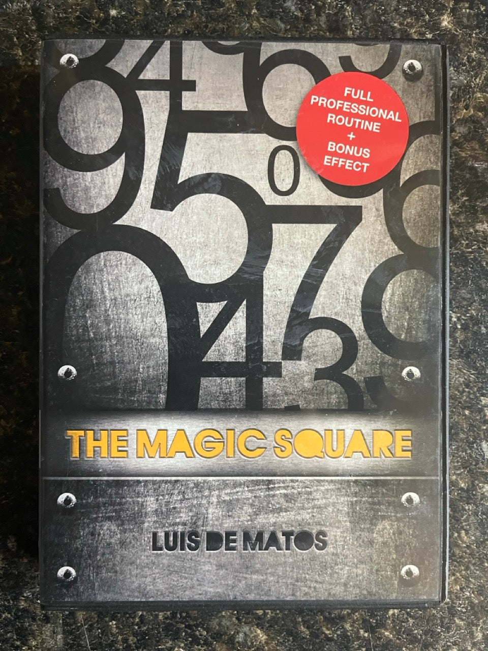 The Magic Square - Luis De Matos - DVD & Prop