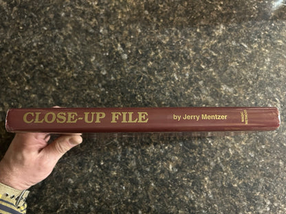 Close-Up File - Jerry Mentzer - SIGNED