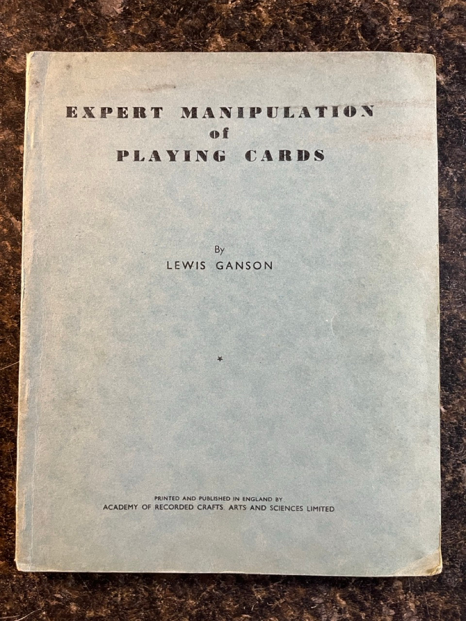 Expert manipulation of Playing Cards - Lewis Ganson