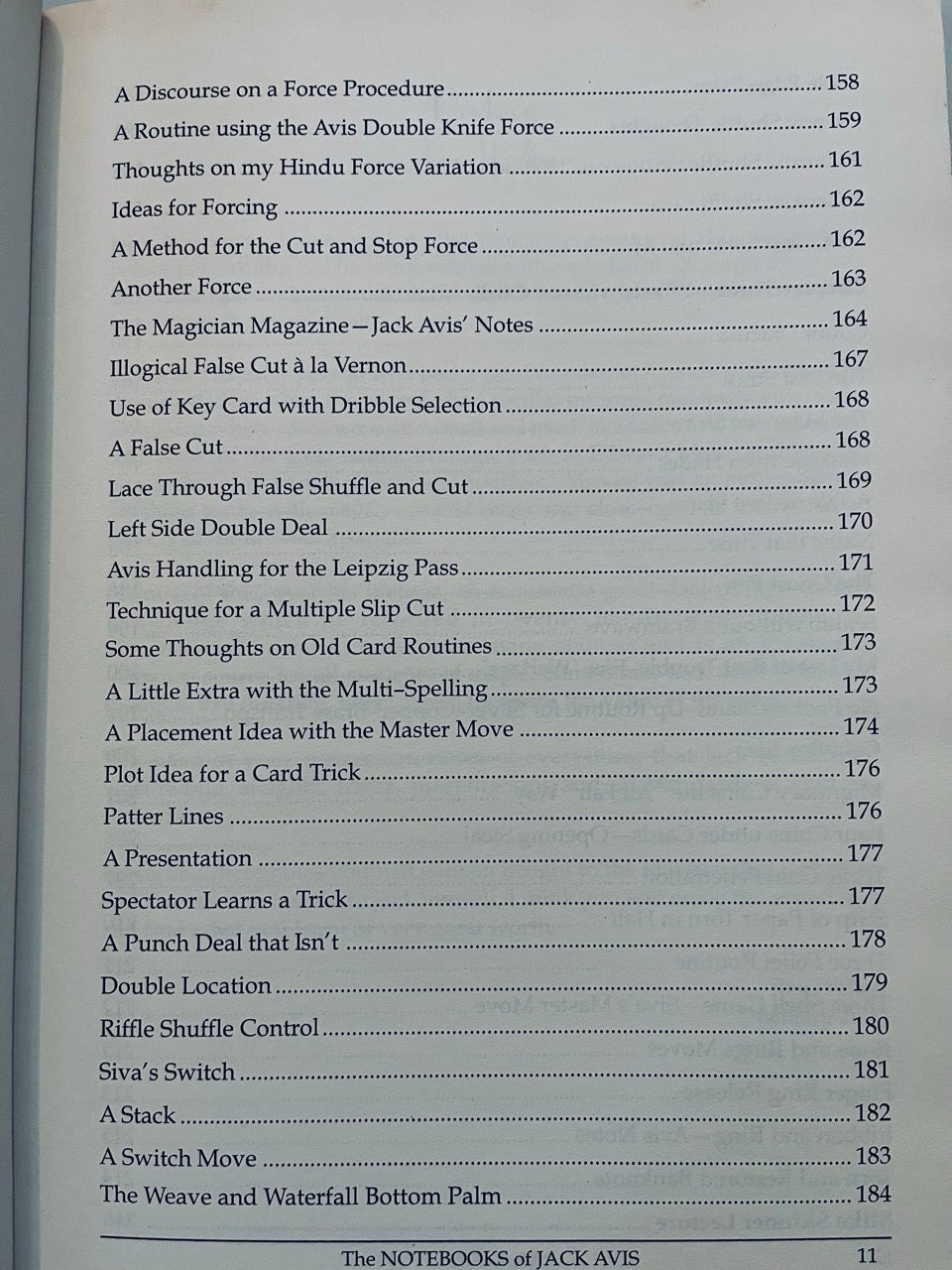 Rara Avis: Sixty Years of Magic from the Notebooks of Jack Avis - Anthony Brahams