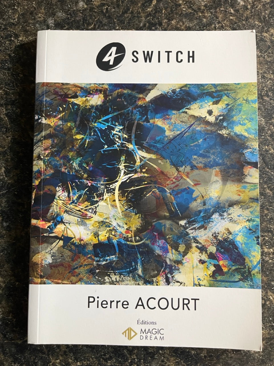 4 Switch (Book) - Pierre Acourt