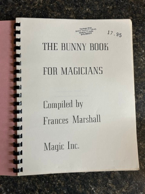 The Bunny Book of Magic - Frances Marshall