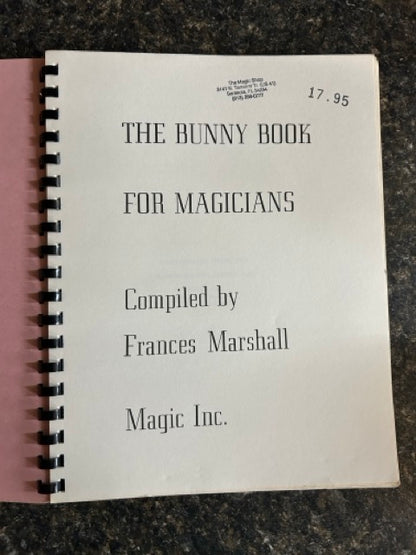 The Bunny Book of Magic - Frances Marshall