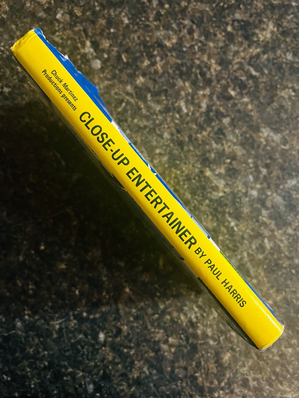 Close-Up Entertainer - Paul Harris