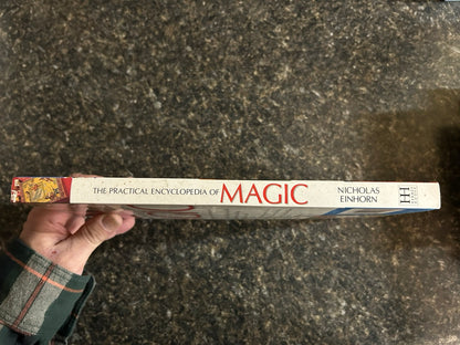 The Practical Encyclopedia of Magic - Nicholas Einhorn