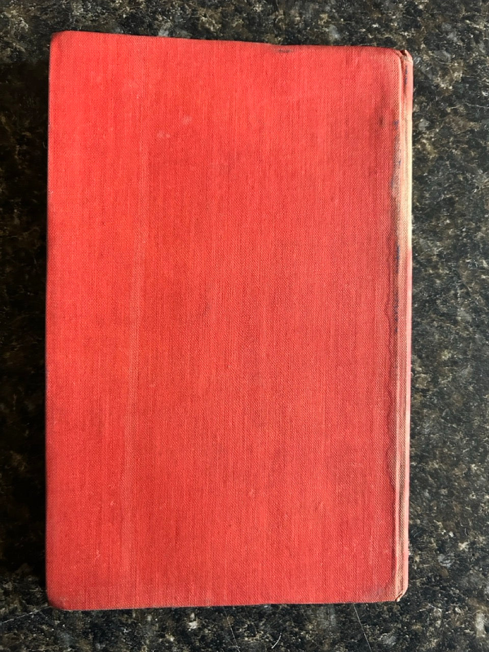 John Ramsay's Routine with Cups and Balls - Victor Farelli