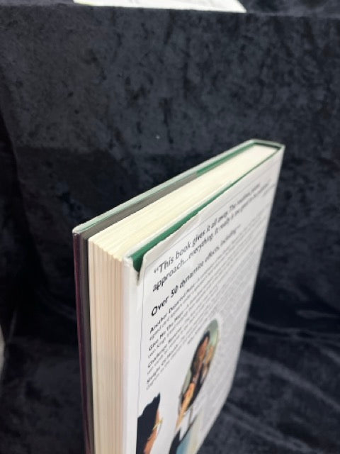 Simon Says: The Close-Up Magic of Simon Lovell