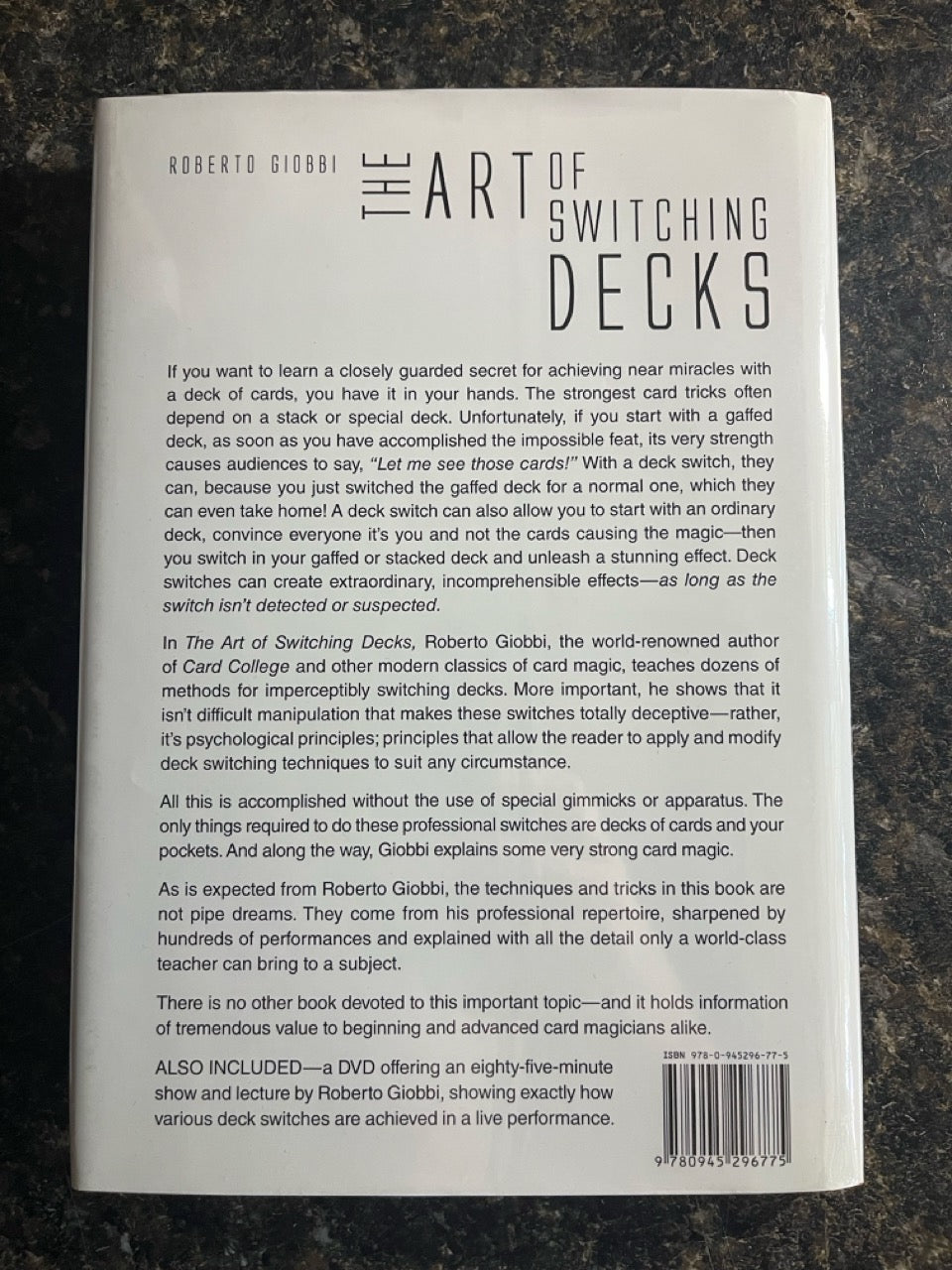 The Art of Switching Decks - Roberto Giobbi
