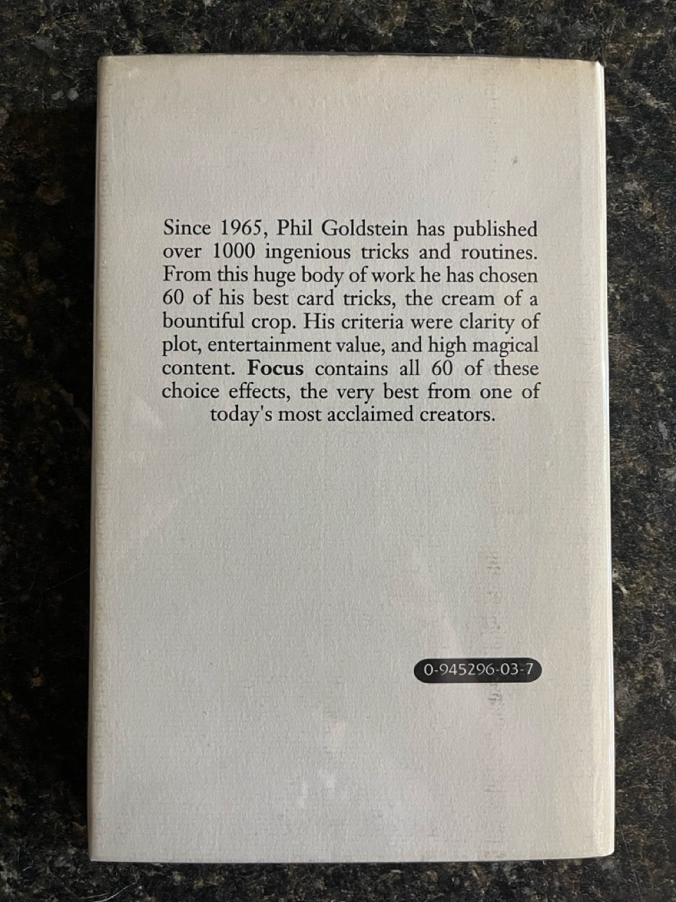 Focus: 60 Selected Card Tricks - Phil Goldstein
