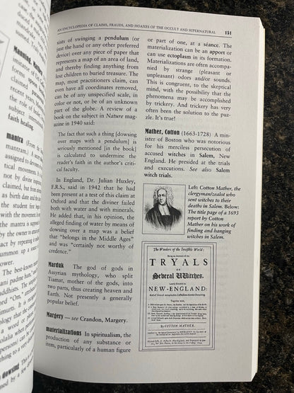 An Encyclopedia of Claims, Frauds, and Hoaxes of the Occult and Supernatural - James Randi