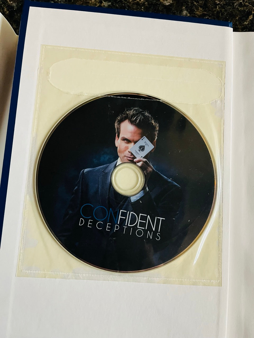 Confident Deceptions (Book & DVD) - Jason Ladanye  - FIRST edition